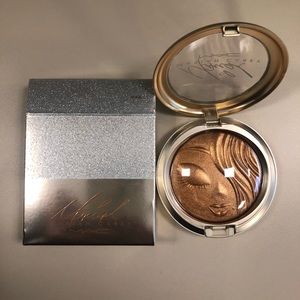 Extra Dimension Skinfinish - Mariah Carey